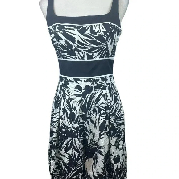 White House Black Market silk dress size 4 - Picture 2 of 11